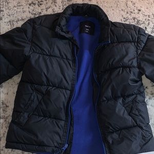 GAP Puffer coat boy or girl size small (7yr)